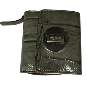 Kate Spade Croc Embossed Green Leather trifold Wallet Turn Lock Designer Small